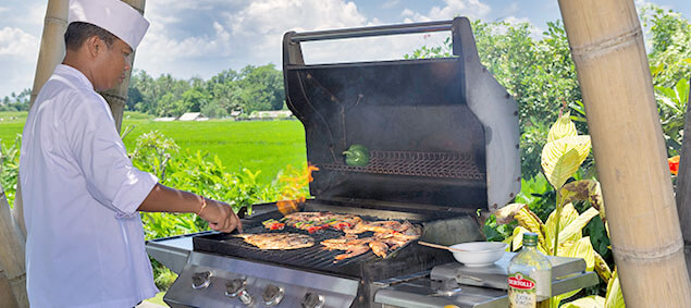 Villa Mandalay - BBQ lunch